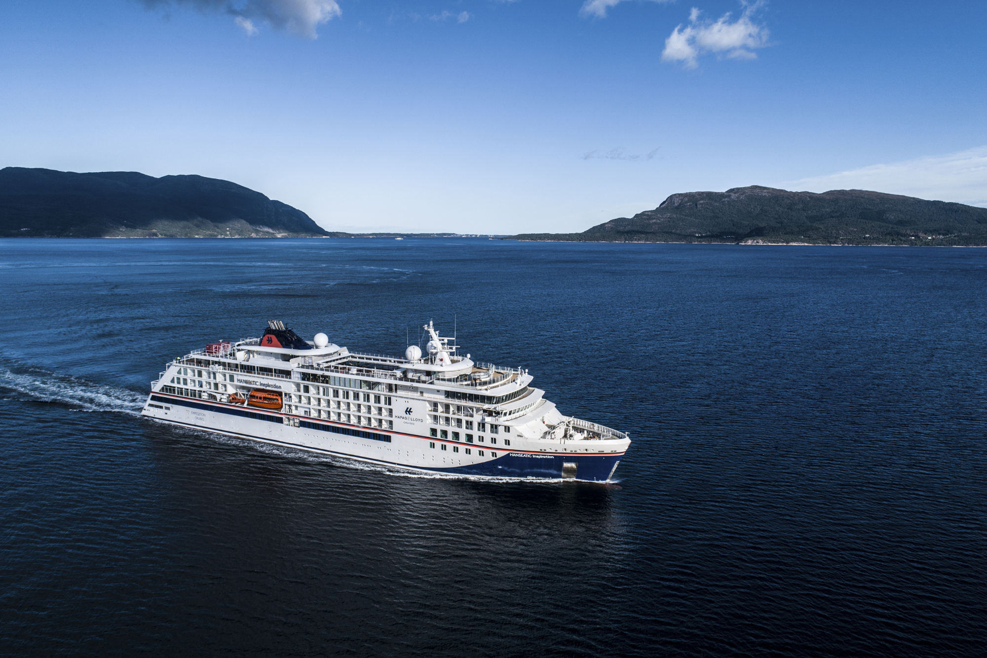 MyCruise Hapag-Lloyd-Cruises HANSEATIC-inspiration Offentlige-arealer Luftfoto2